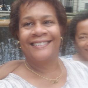 Meet your Posher, Cecilia